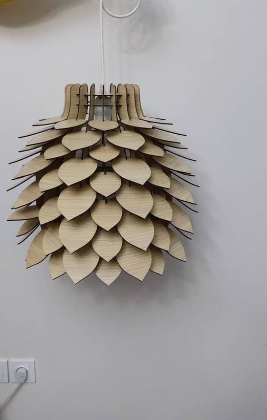 لوستر آویز چوبی مدل کاج