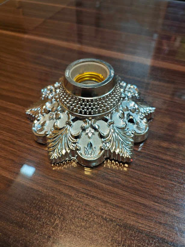 سرپیچ سقفی مدل چیچک نقره ای