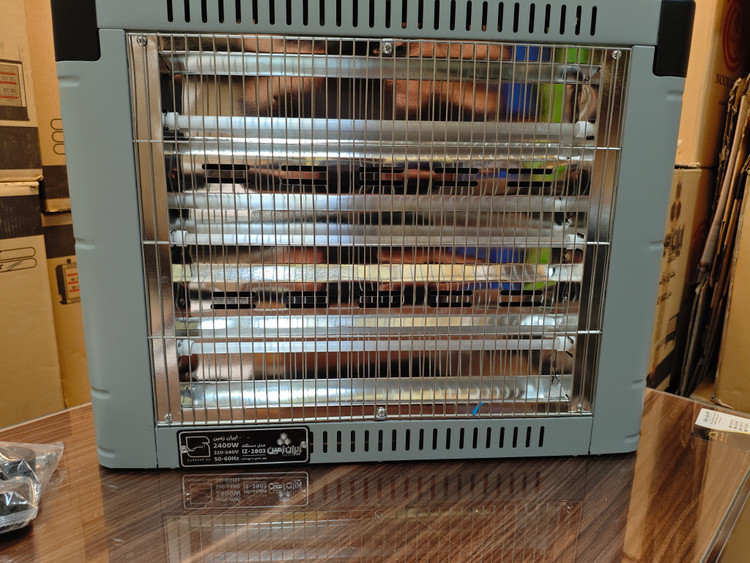 بخاری برقی فن دار ۵ شعله ایران زمین مدل IZ-2803