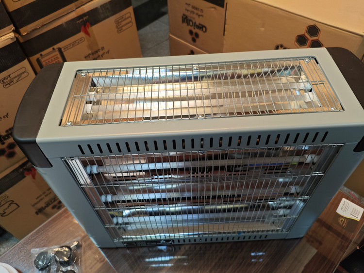 بخاری برقی فن دار ۵ شعله ایران زمین مدل IZ-2803